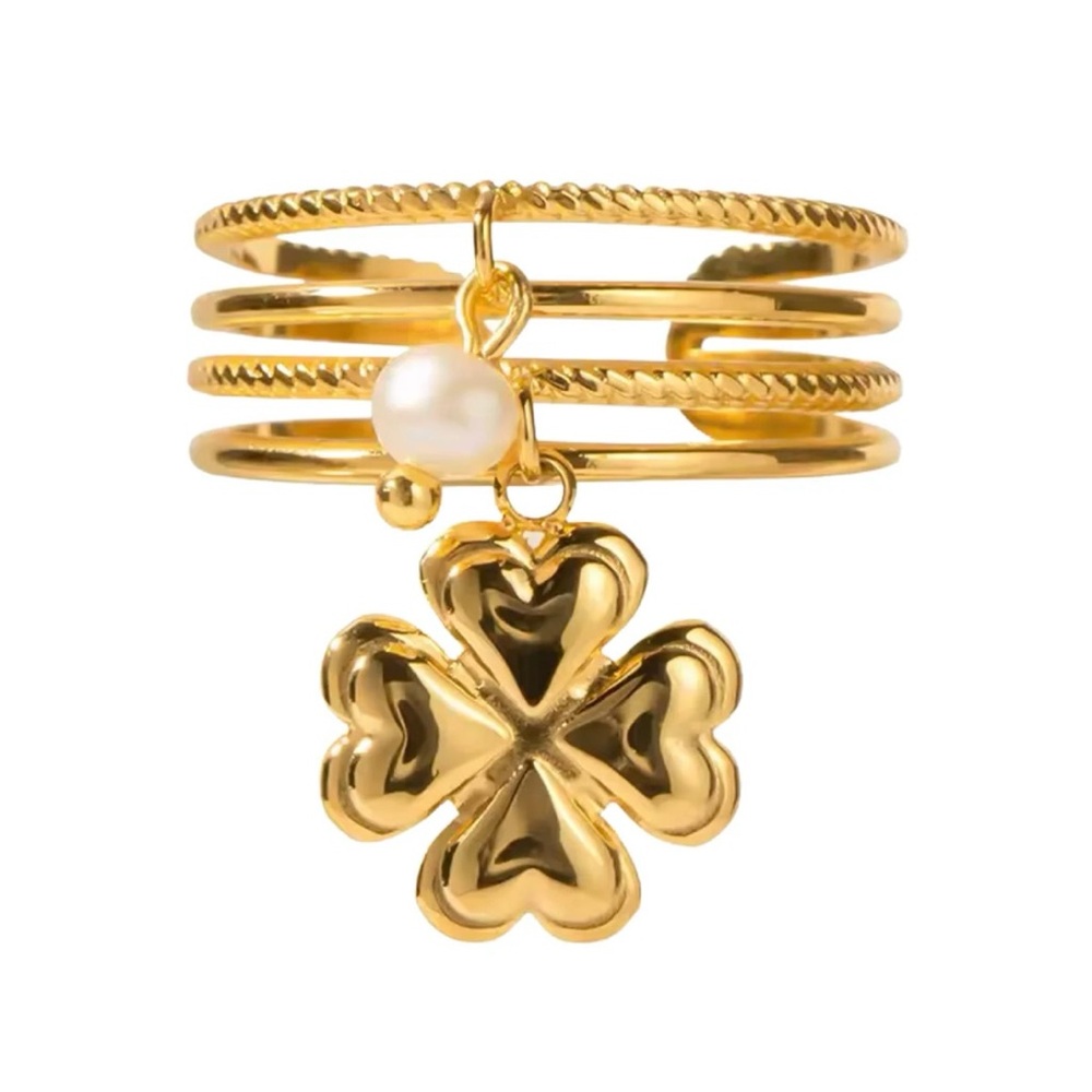 Clover Charm Ring Stainless Steel